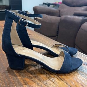 Block Heel Sandals - Navy vegan suede Size 8.5 with 2.5 inch kitten heel